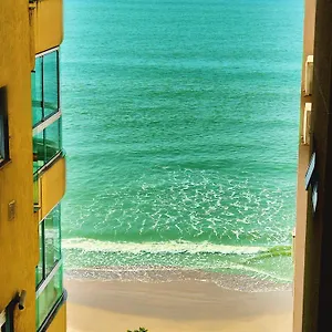 Apartamento Pe Na Areia Em , Itapema Brasil