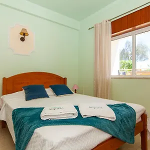 Appartement A10 - Silence Ground-floor And Pool, Lagos